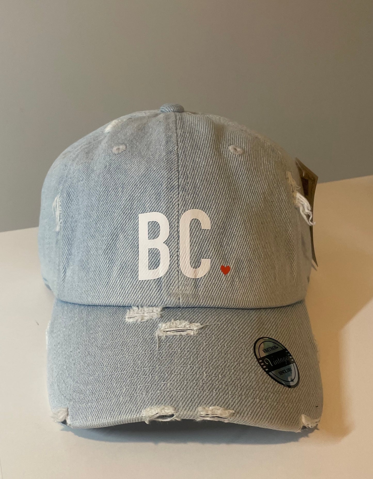 BC heart Distressed Baseball Cap - Jean